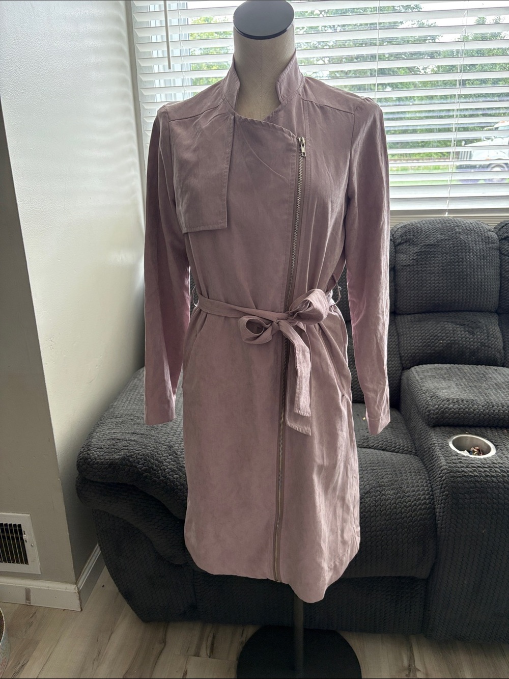 HYFVE Mauve Tie-Waist Zip-Front lightweight coat